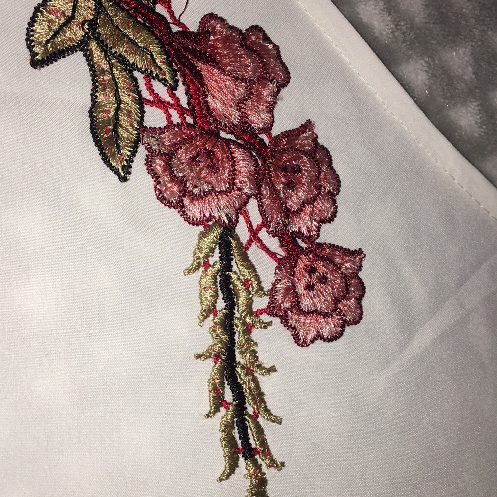 Embroidered Rose Two piece Set! - Picture 3 of 8